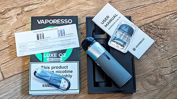 The Vaporesso Luxe Q2 Pod Kit device and packaging